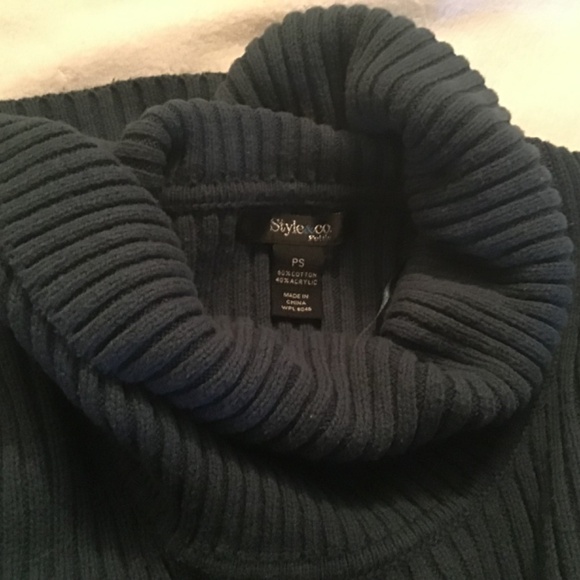Style & Co emerald turtleneck sweater (ps) - Picture 10 of 11